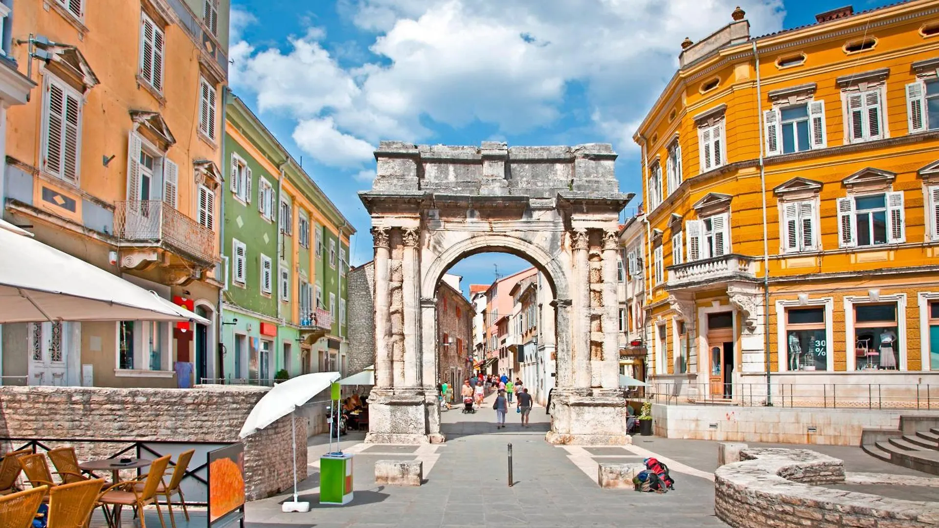 Villa Claudia In Pula - Haus Fuer 8 Personen